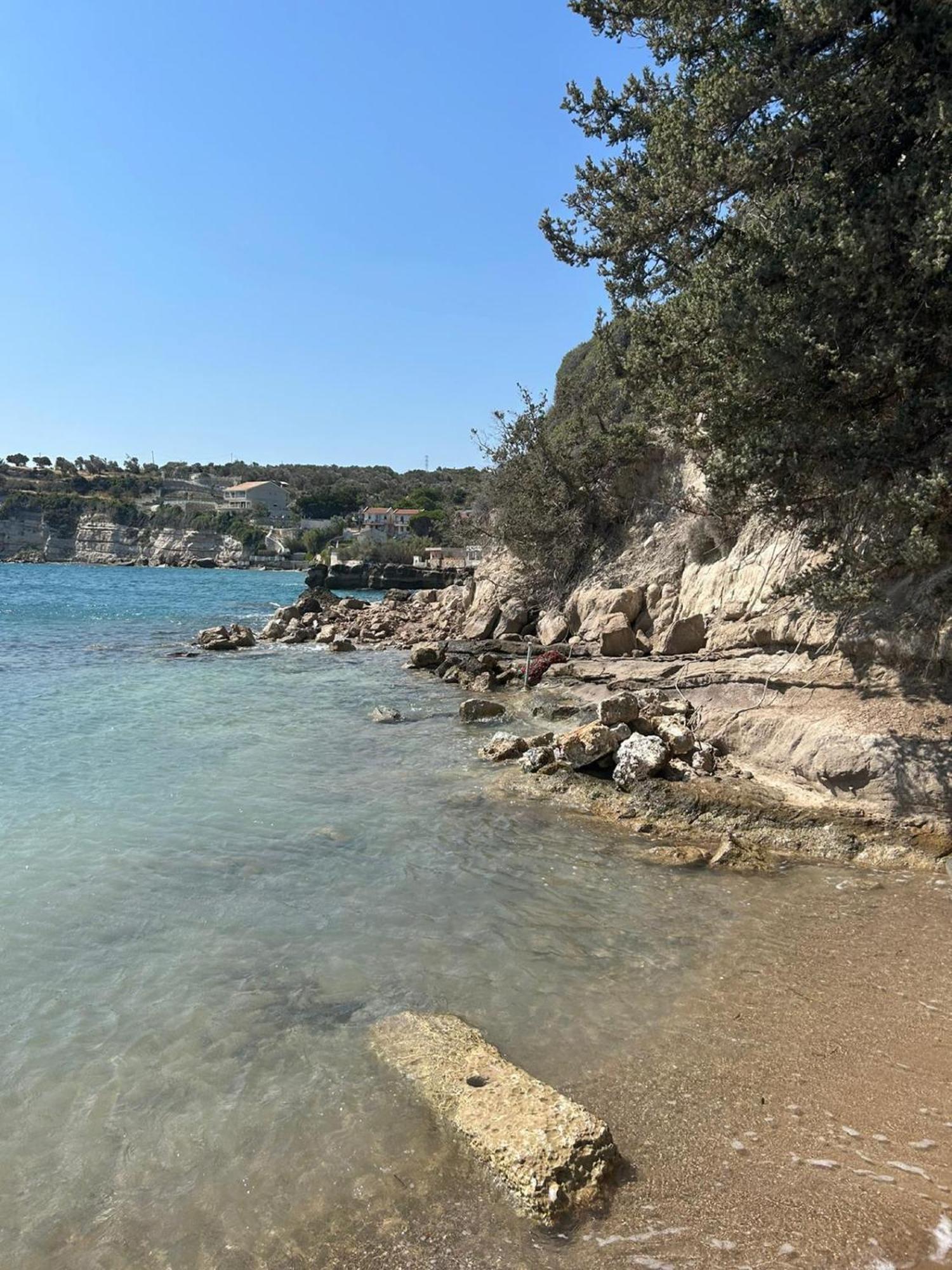 Вилла Tiny House Framed By Nature Near Sea In Karaburun Измир Экстерьер фото